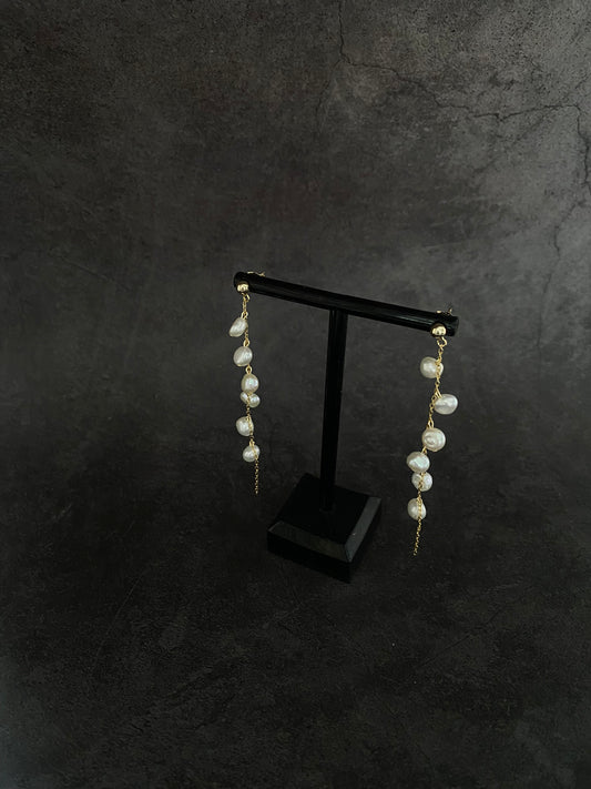 Din Pearl Earrings